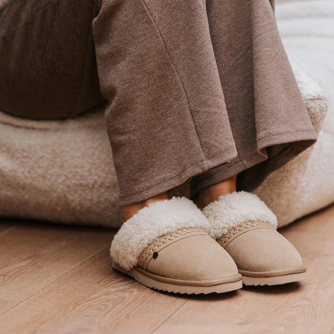 Nhill curley wool ecru 1