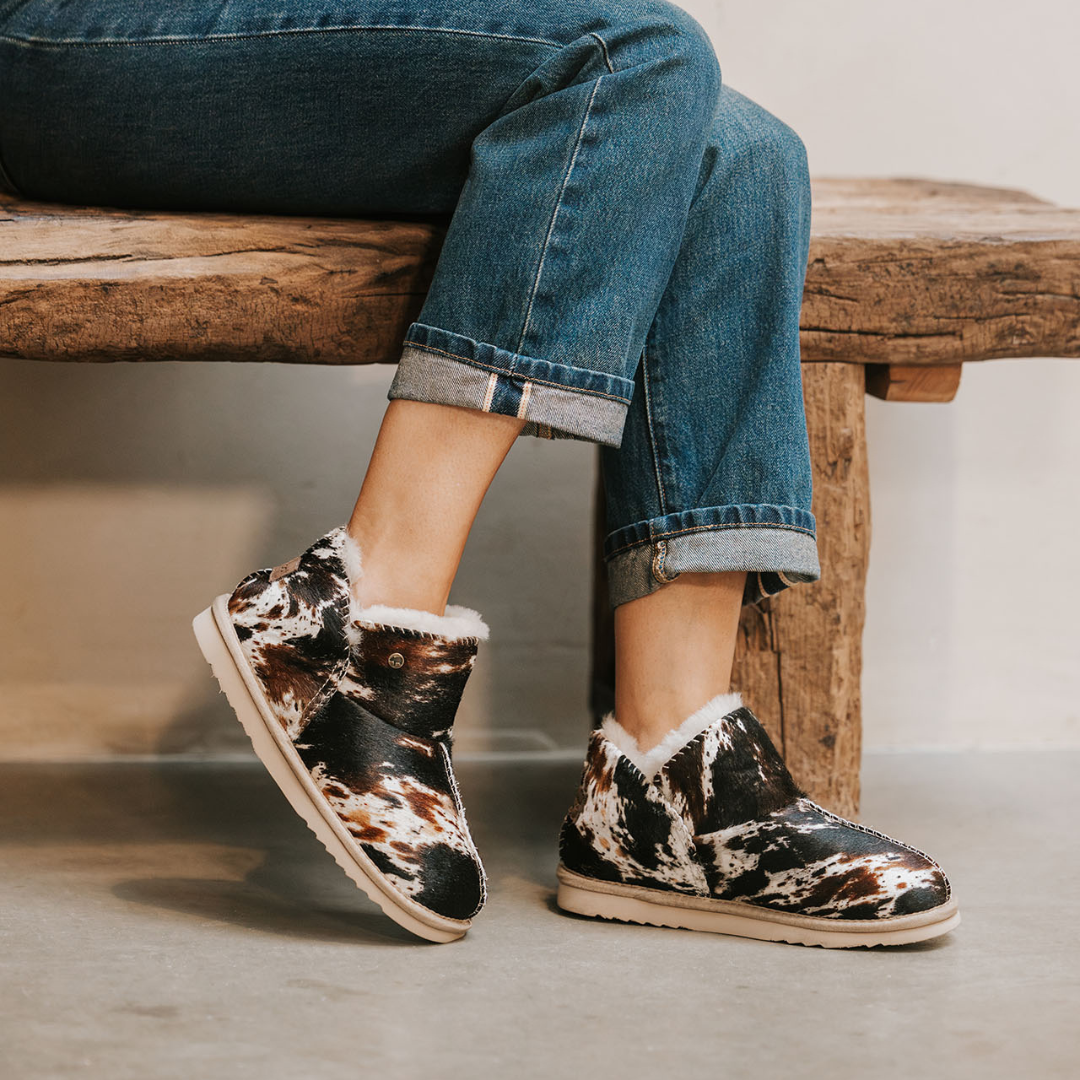Willow Dames Print Hairy Cow Black 1