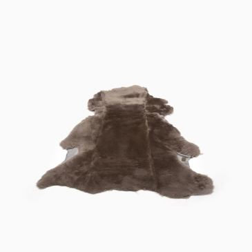 Warmbat schapenvacht mud 